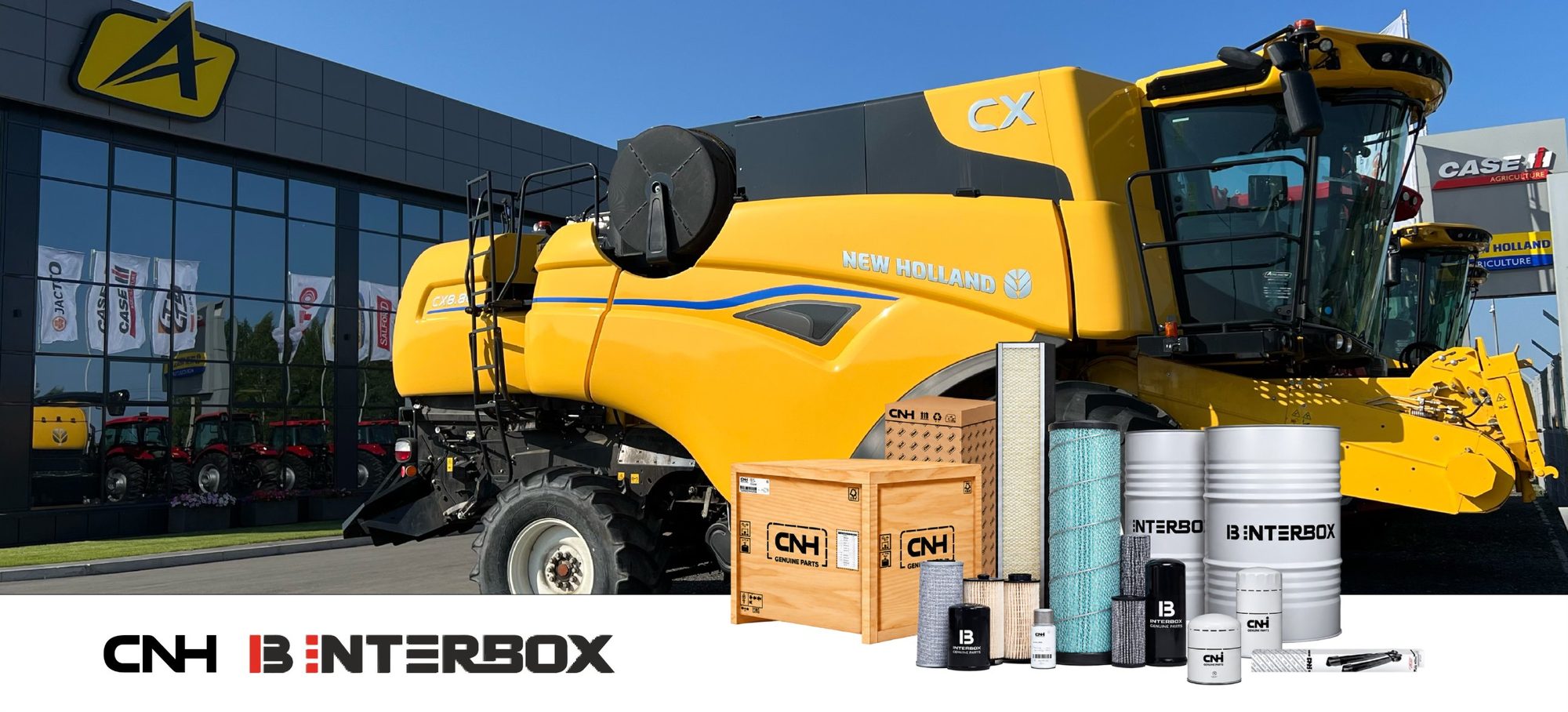 Комбайн New Holland CX у офиса Агро-Мастер, запчасти CNH и Interbox