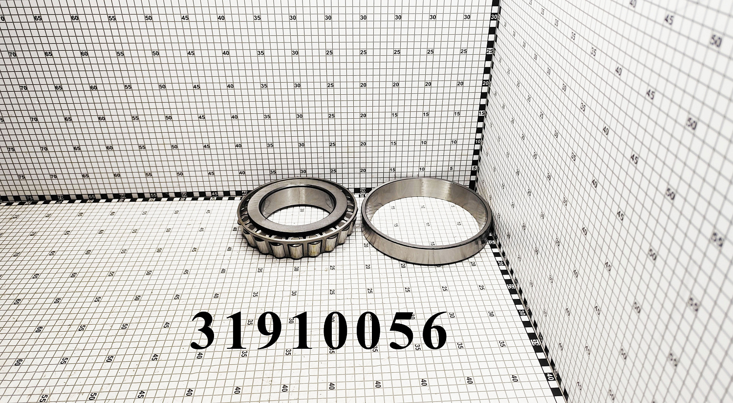 Конический роликовый подшипник 30222 31910056