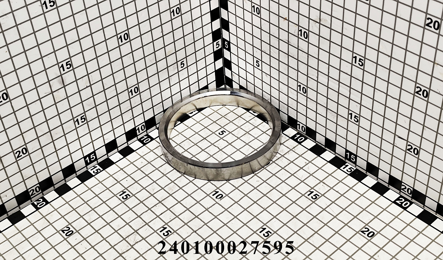 Седло масляного уплотнения 240100027595 (LG1304.39.117)