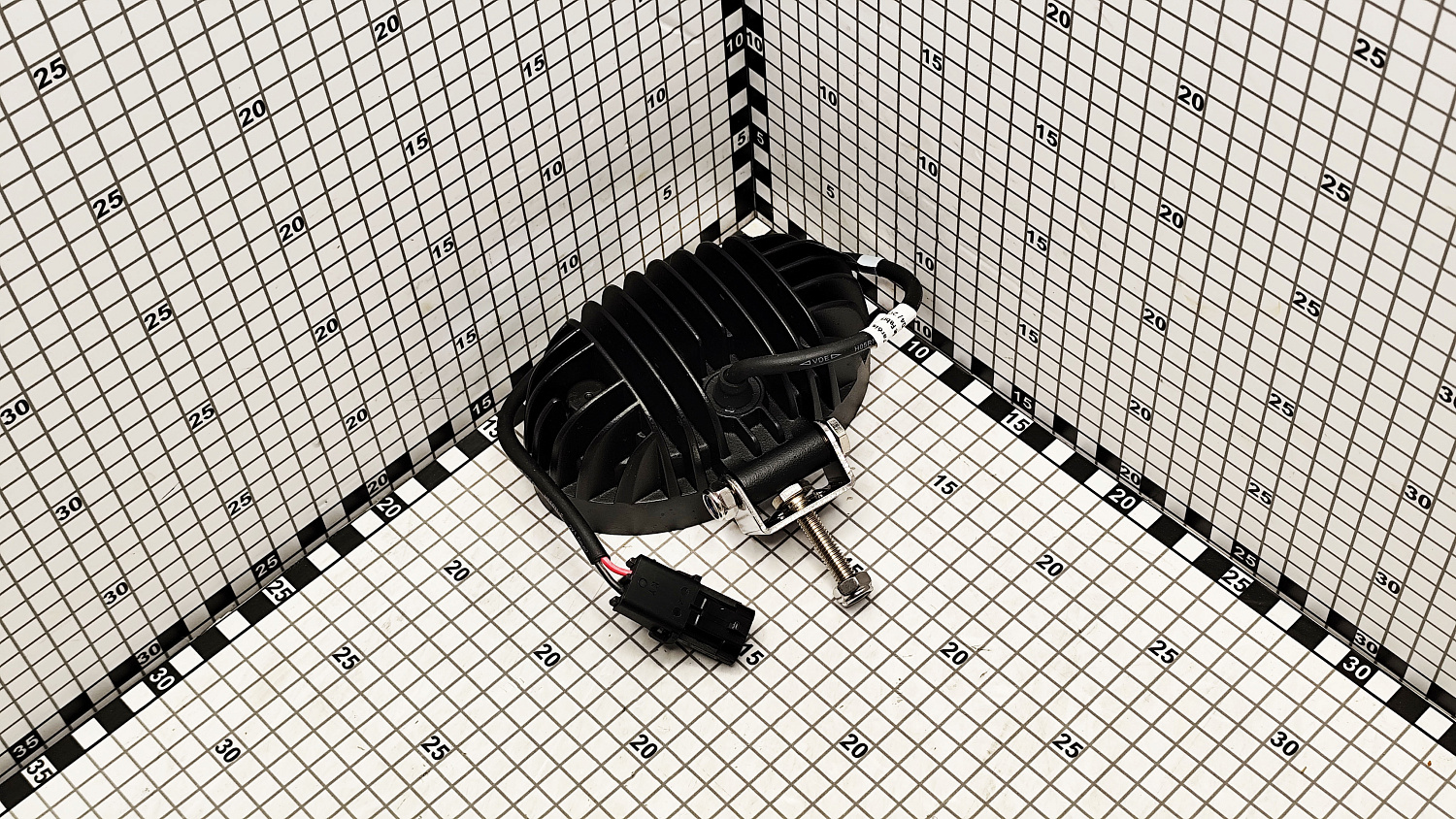 Фара 1221971 (8 leds 10V A 30V 24W)