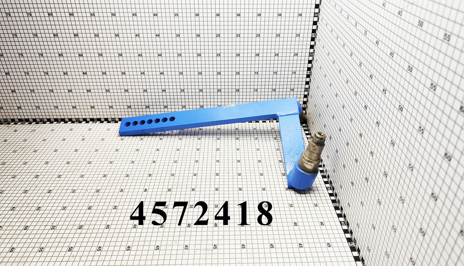 Кронштейн диска 50x18 с осью Смарагд 4572418