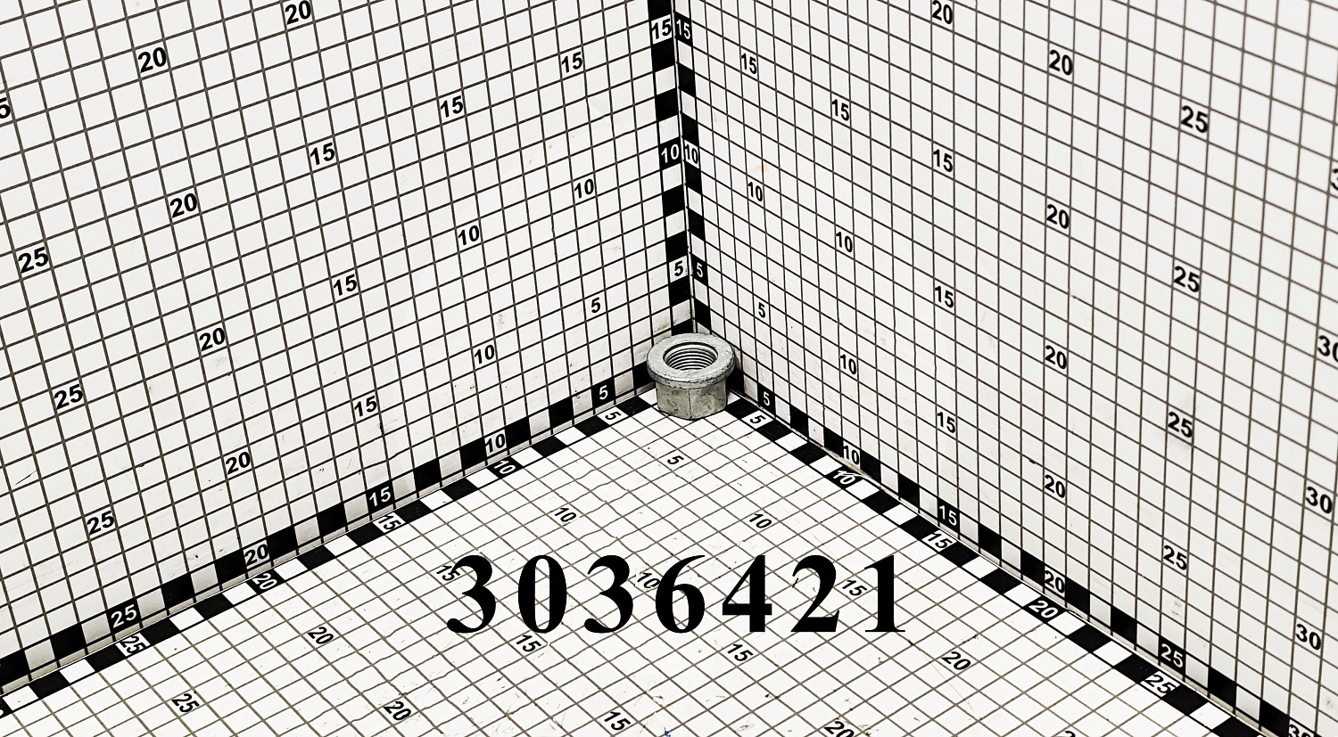 Гайка с фланцем с буртом M20x1,5 Zn 3036421