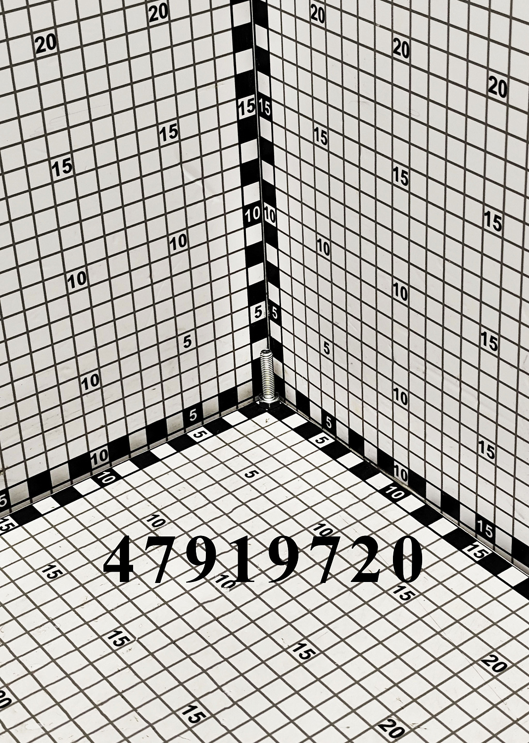 Болт сегмента [М6X25] 47919720 CNHi