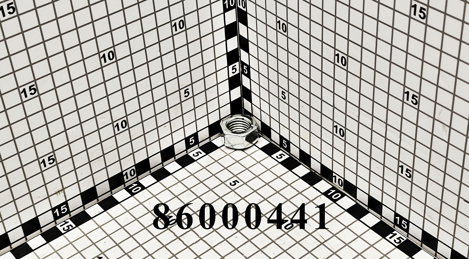 Гайка 86000441 CNHi