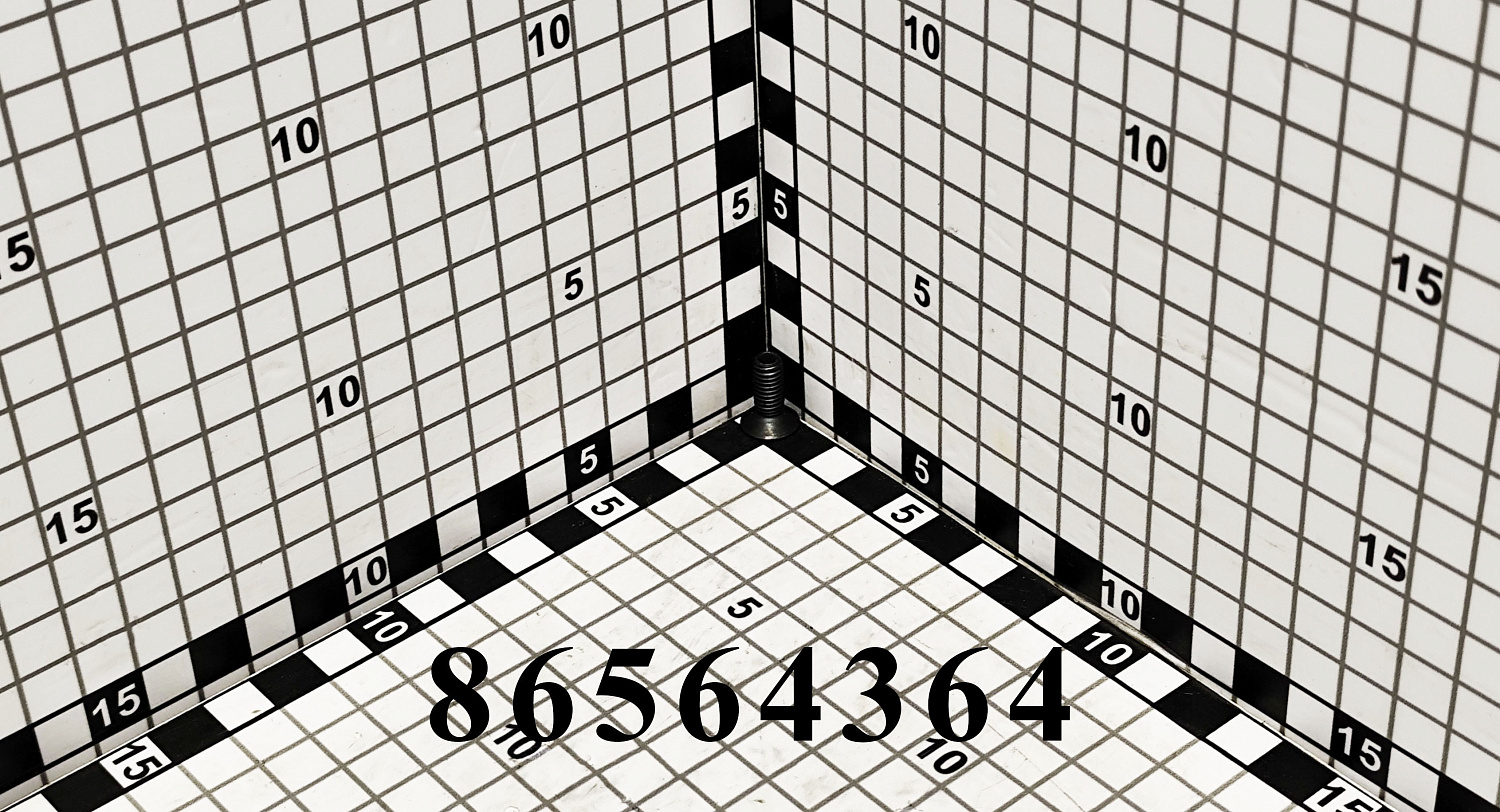 Болт 86564364 CNHi