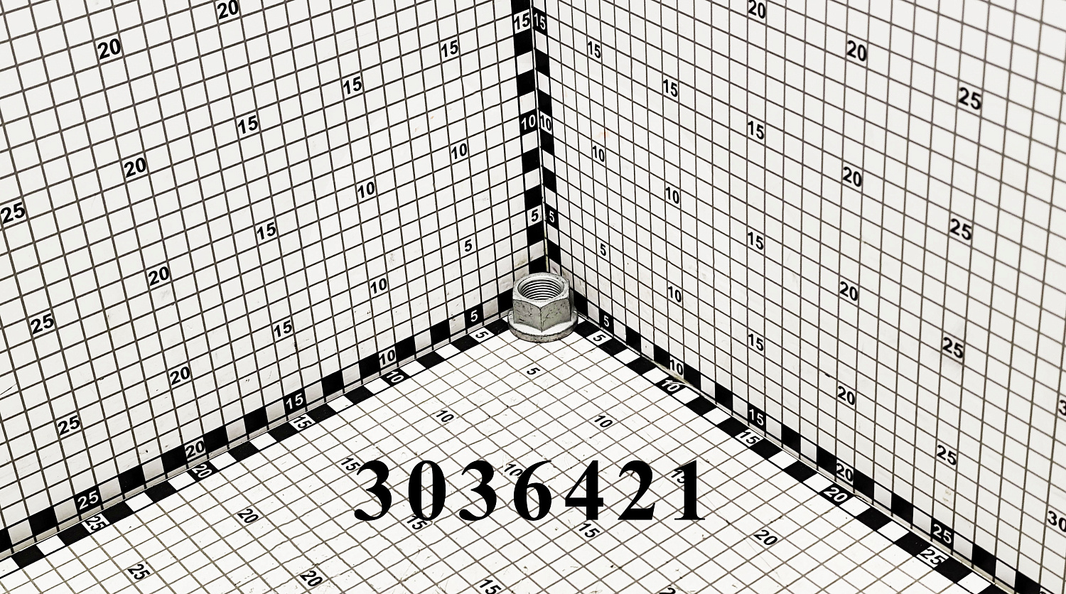 Гайка с фланцем с буртом M20x1,5 Zn 3036421