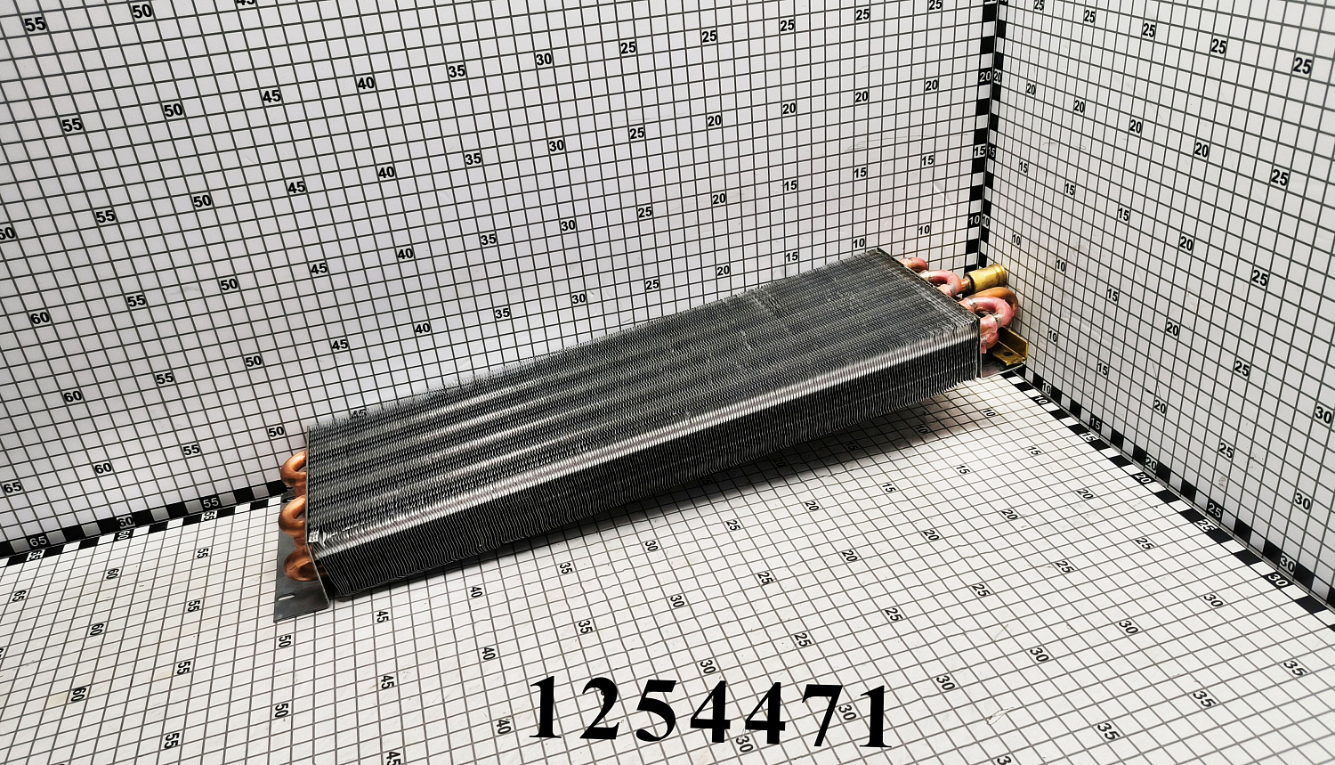 Радиатор 1254471