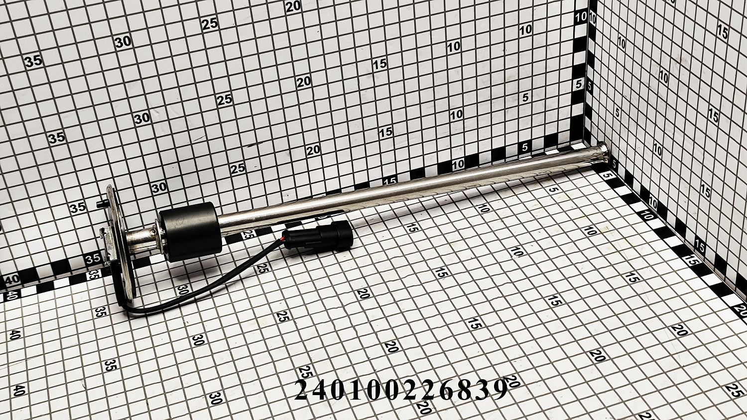 Датчик уровня топлива 240100226839 (104713003)