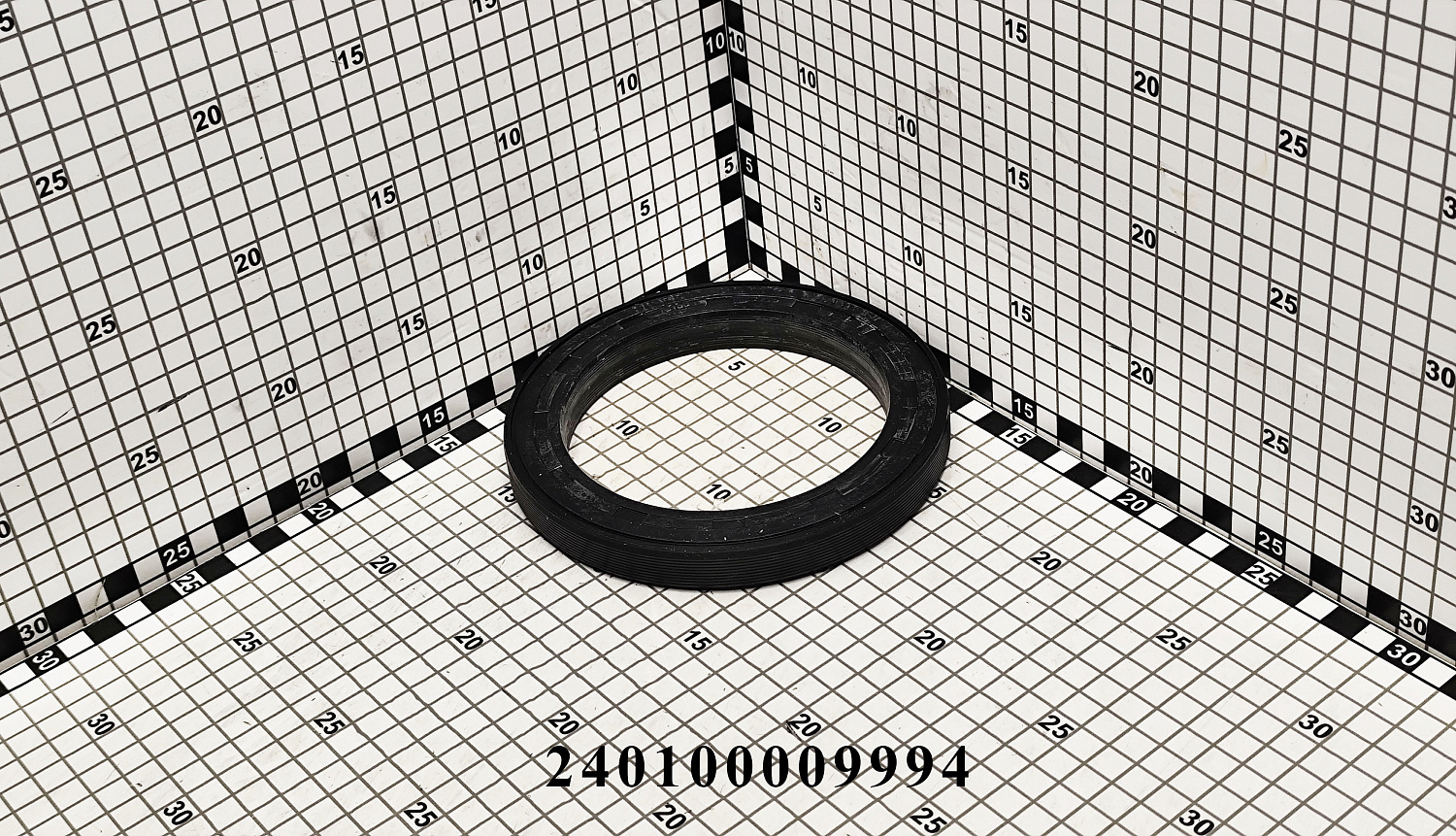 Сальник 240100009994 (SZ1204.39.501-MCA110*150*16)