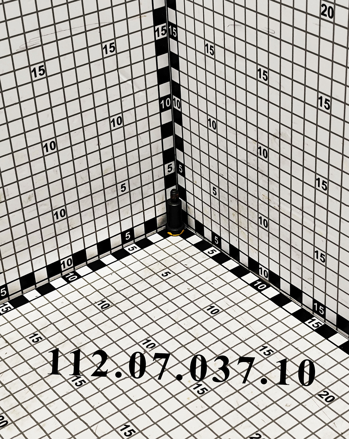 Болт 112.07.037.10 (112.07.037.02)