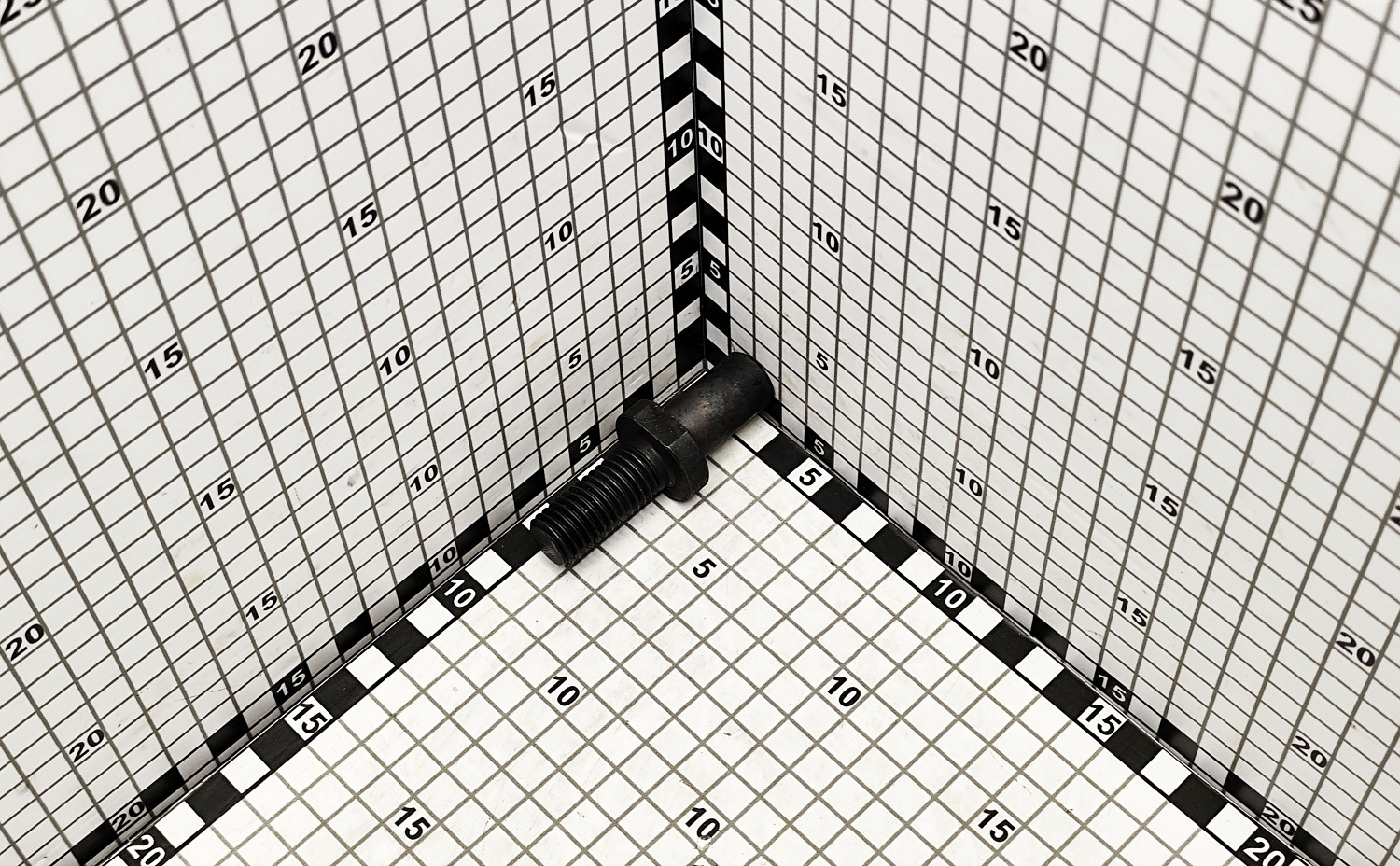 Ось 104489