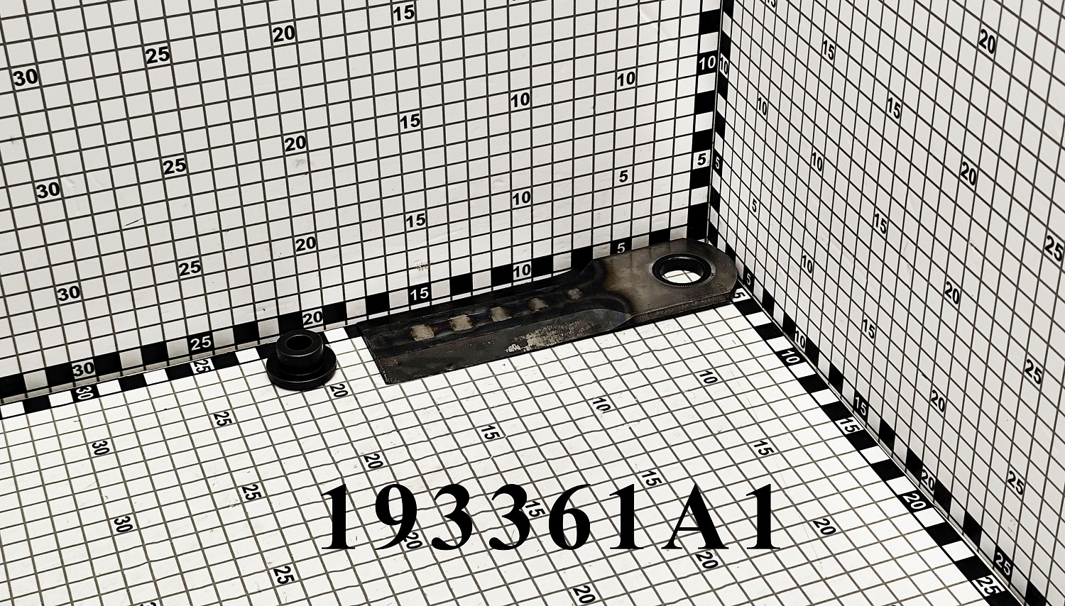 Нож-соломоизмельчитель 193361A1 CNHi