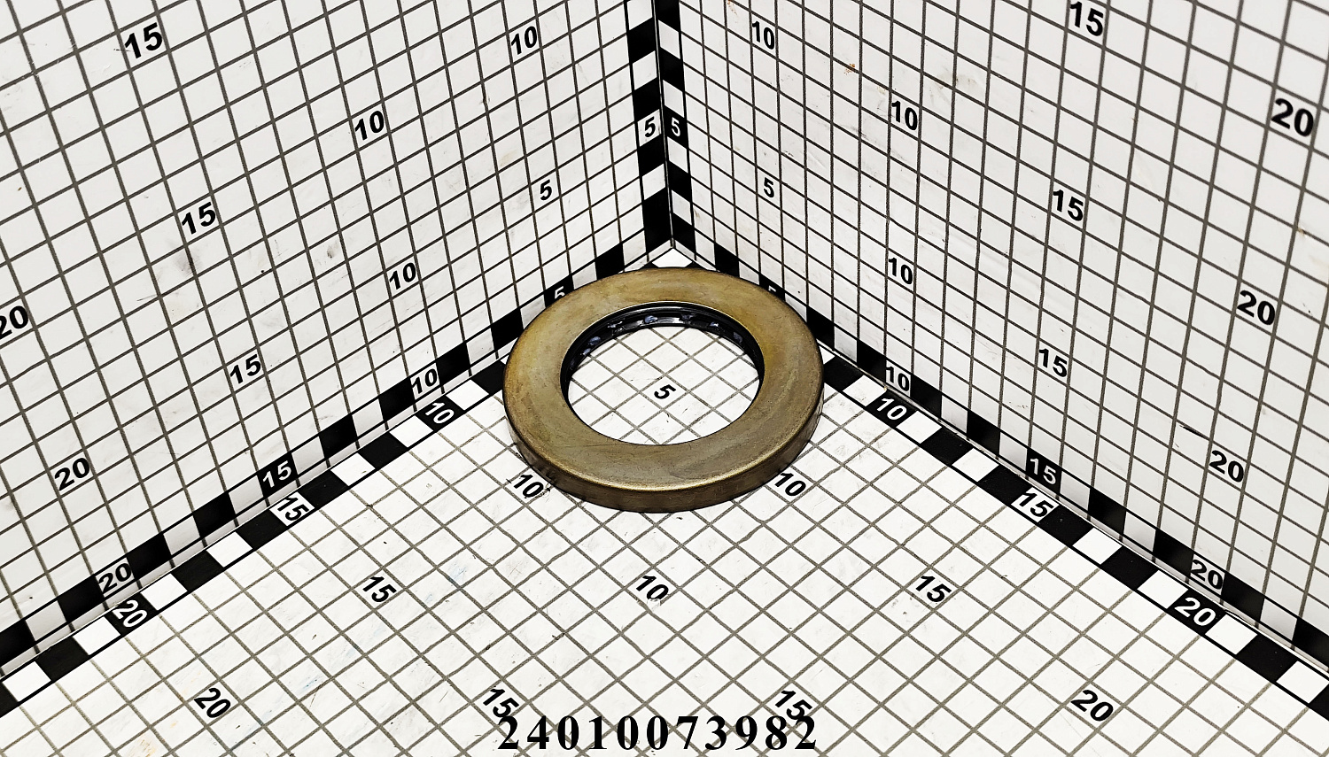 Сальник корпуса распределителя 240100273982 (ZD55*90*9DSZ2004-42-401)