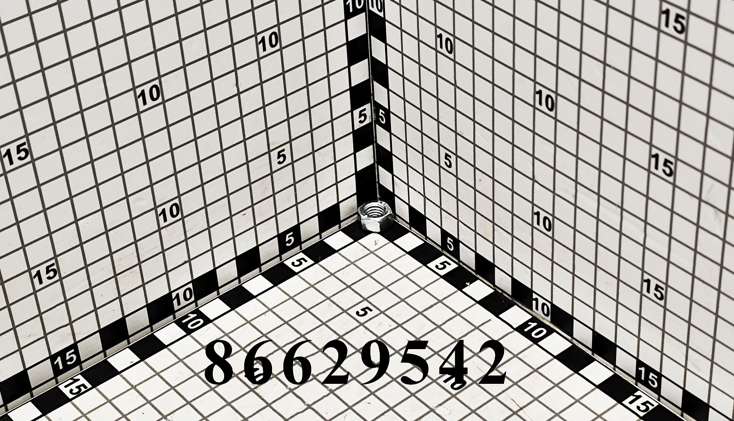 Гайка 86629542 CNHi