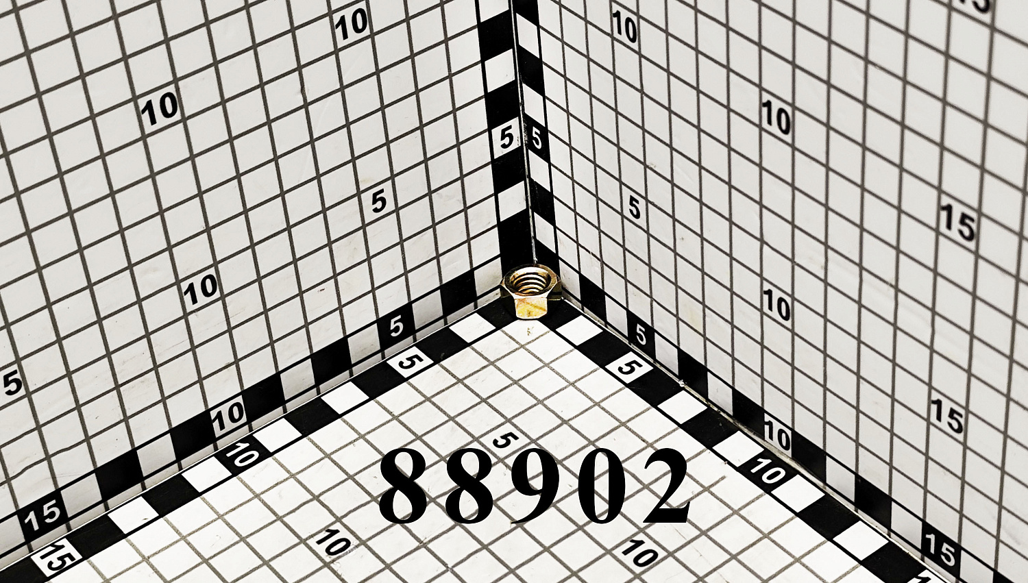 Гайка 88902 CNHi