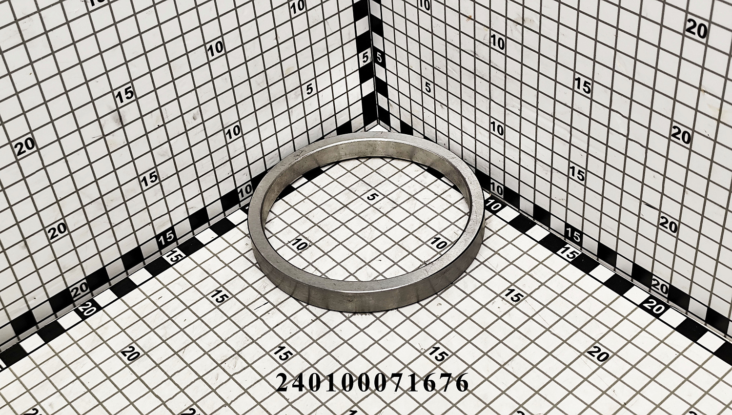 Седло масляного уплотнения 240100071676 (LX2004.39.108)
