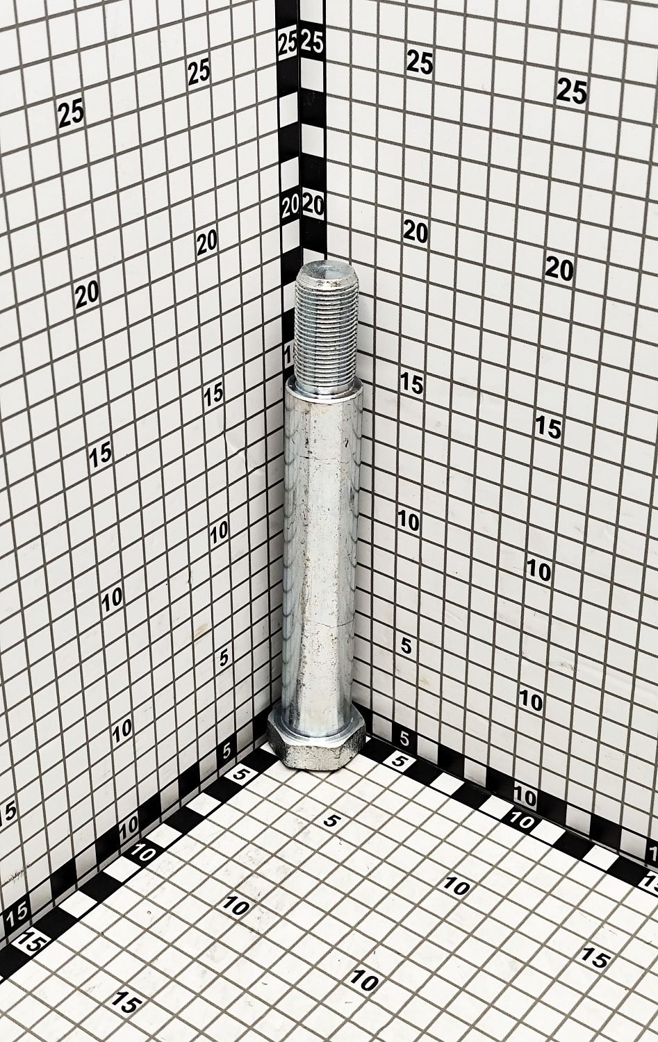 Болт M20x1.5x120 CL8.8 261263