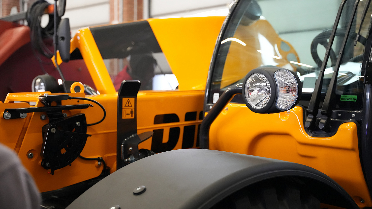 Сервисные инженеры «Агро-Мастер» прошли обучение по новой модели DIECI AGri PLUS 40.7 PS EVO 2