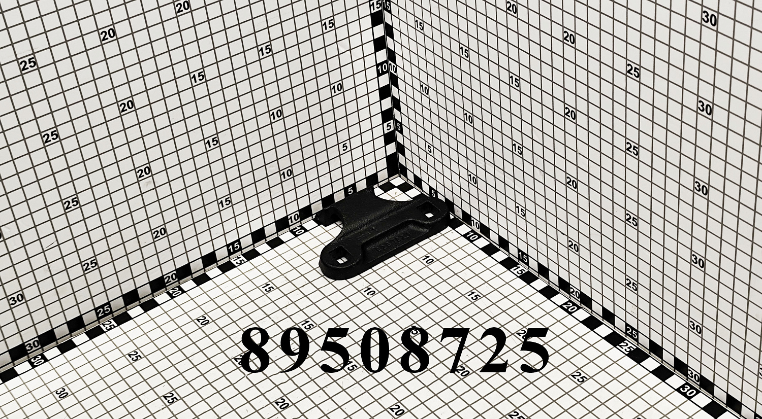Прижим ножа 89508725 CNHi