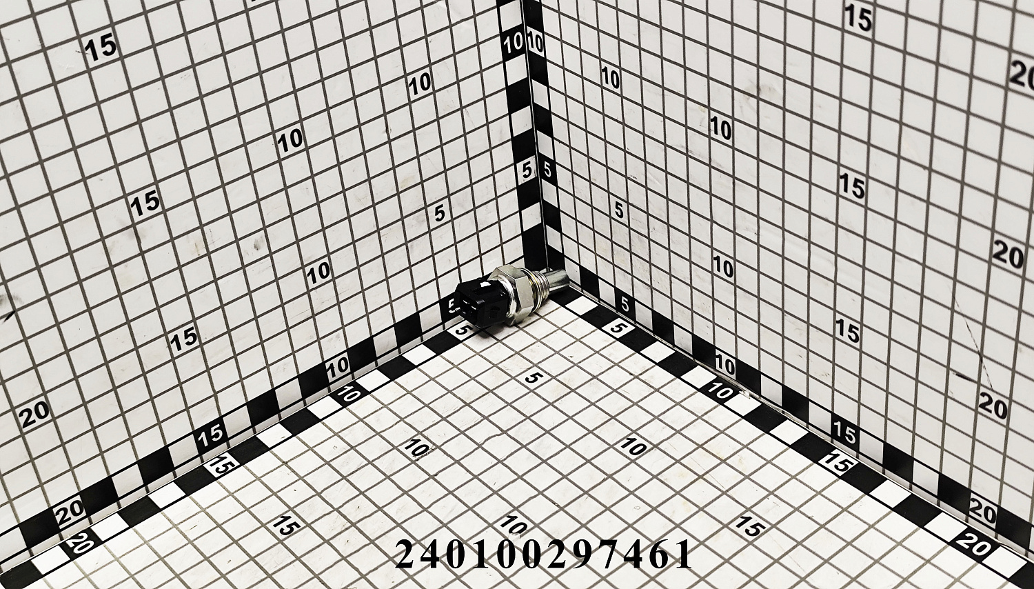Датчик температуры двигателя 240100297461 (P4BE10-12A)