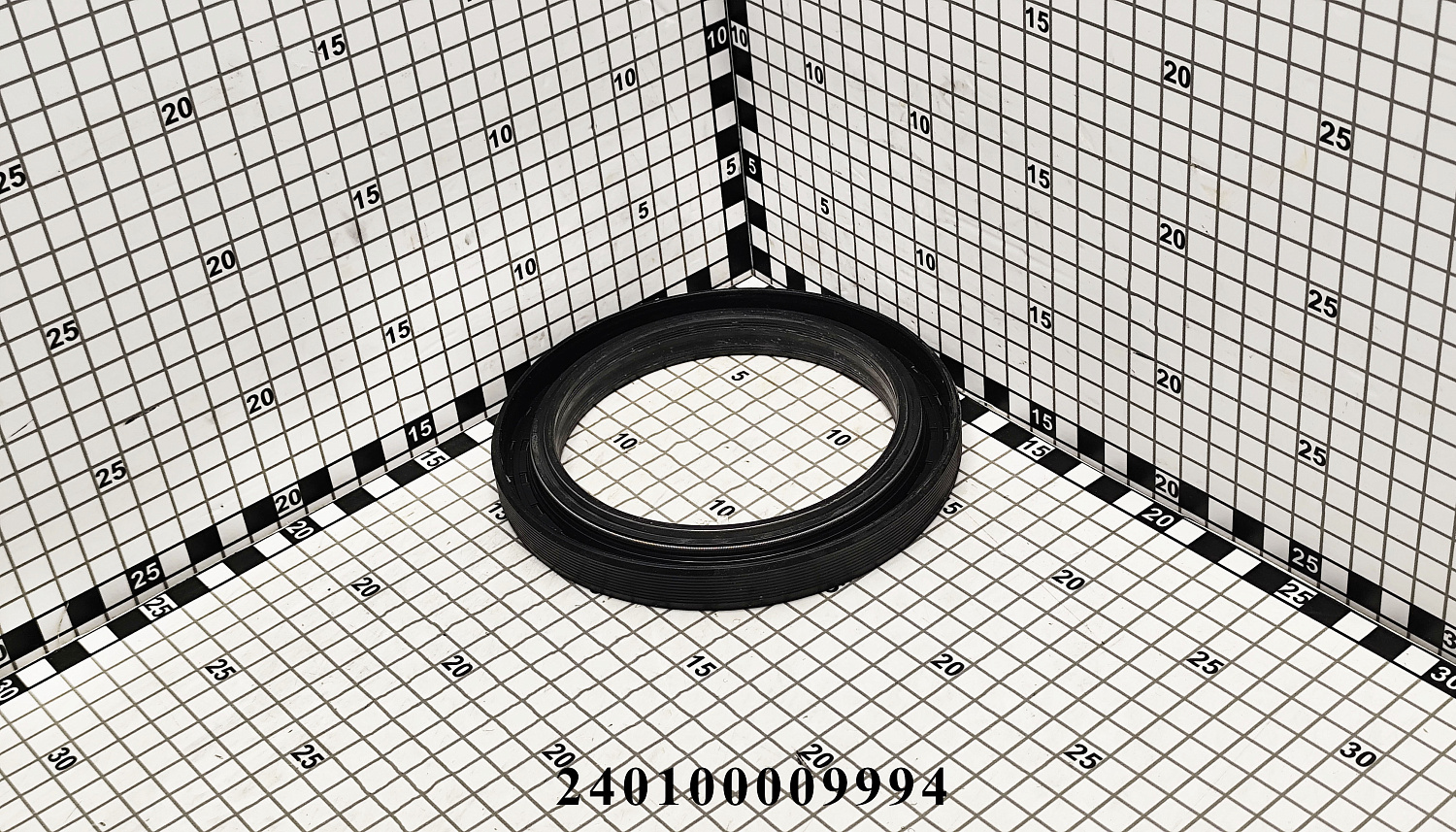 Сальник 240100009994 (SZ1204.39.501-MCA110*150*16)