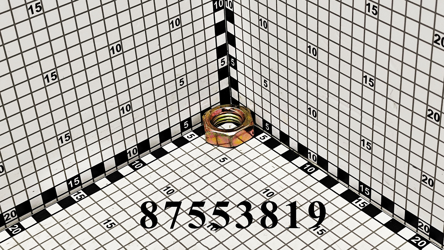 Гайка 87553819 CNHi