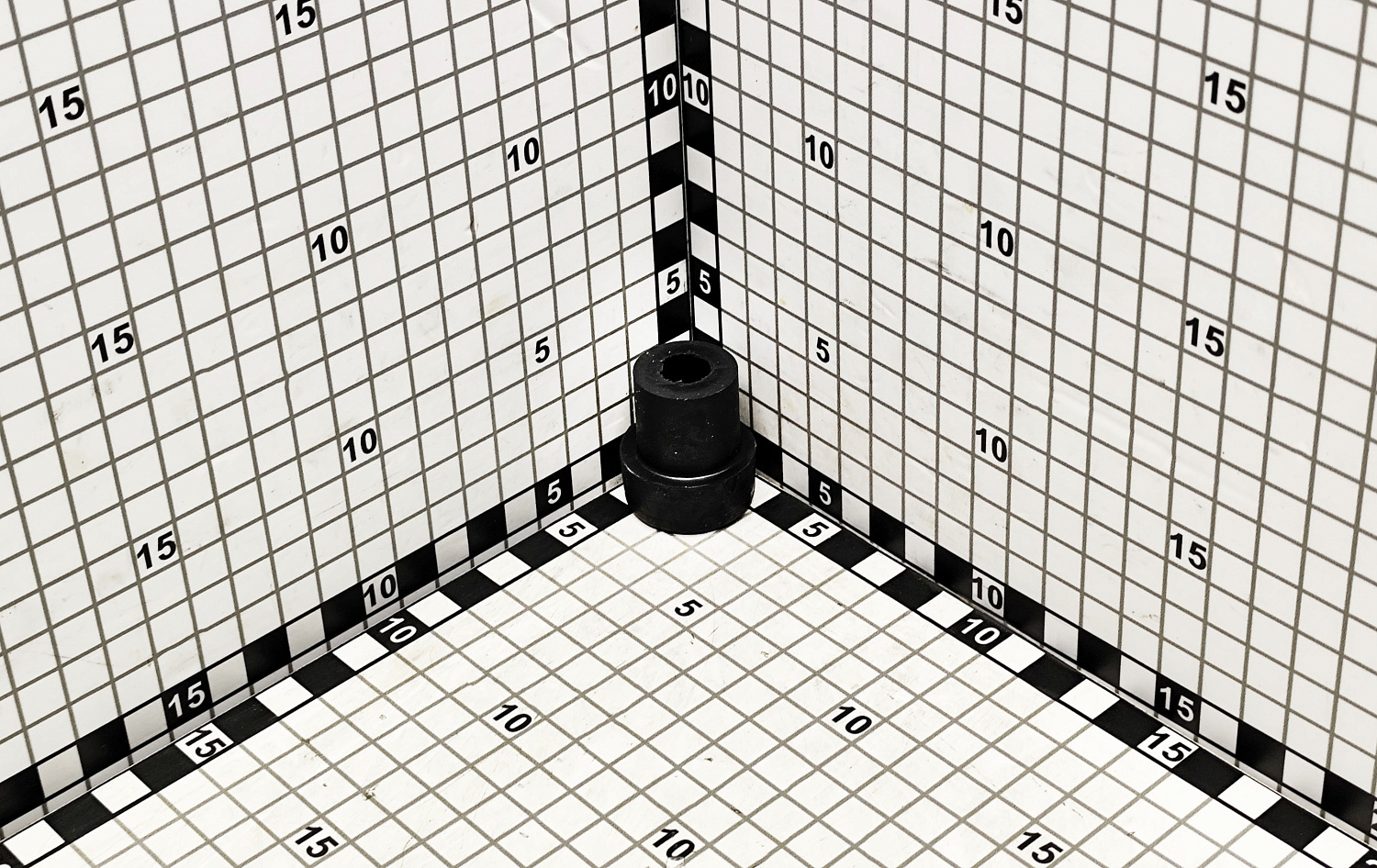 Изолятор 42482