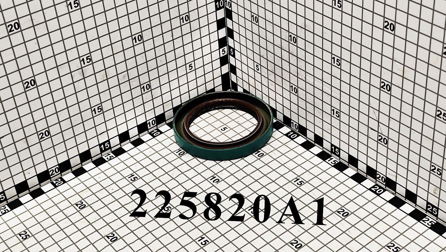 Сальник 225820A1 CNHi