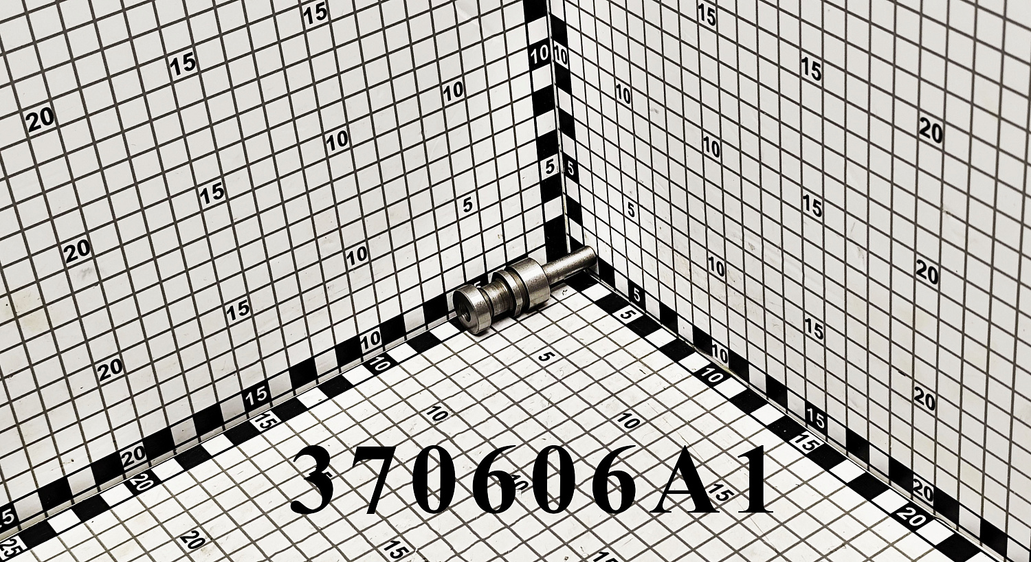Золотник 370606A1 CNHi