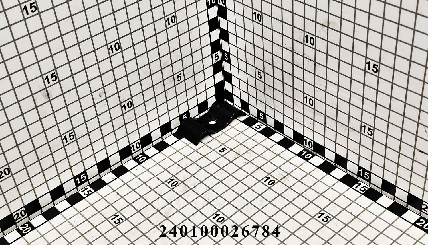 Зажим масляной трубки 240100026784 (1604-1.58A.102)
