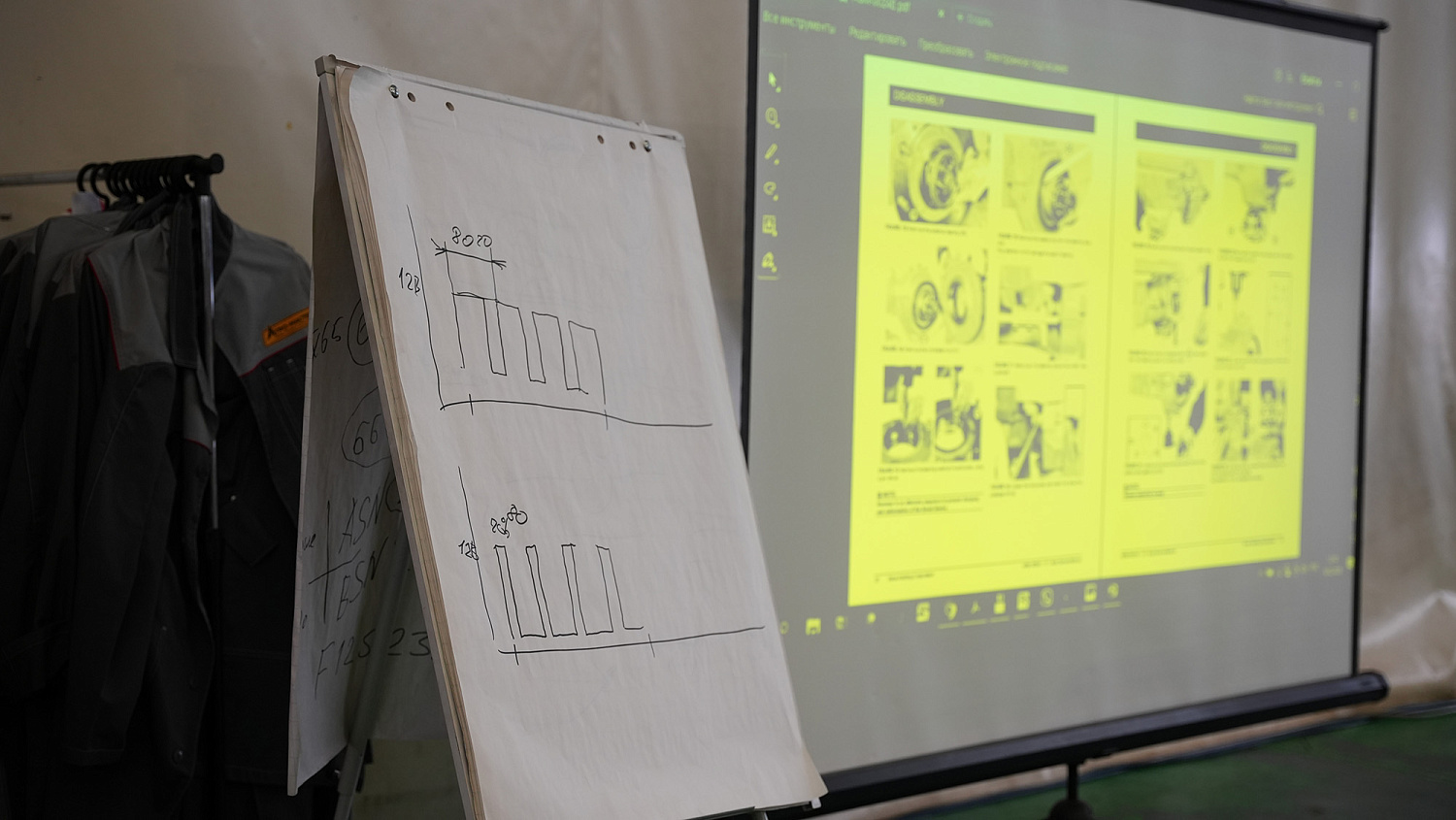 Сервисные инженеры «Агро-Мастер» прошли обучение по новой модели DIECI AGri PLUS 40.7 PS EVO 2