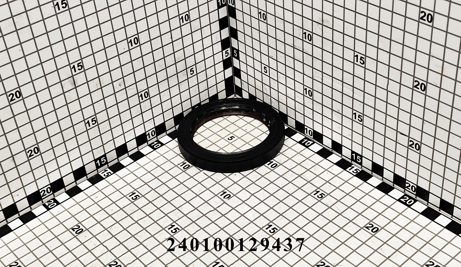 Сальник 240100129437 (ZD68*90*5D SZ904-41-507)
